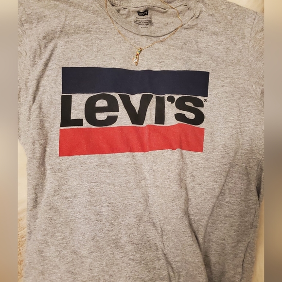 Levi's T-shirt - Picture 6 of 7